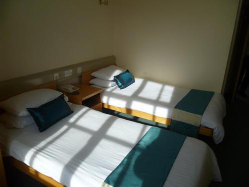 The Stables Otel Mexborough Oda fotoğraf
